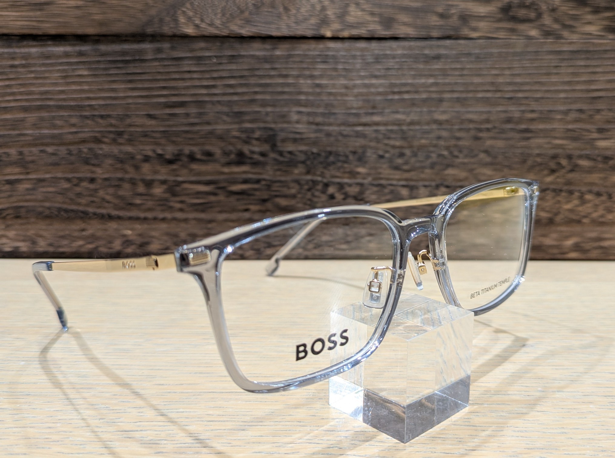 クリア 眼鏡フレーム ボス