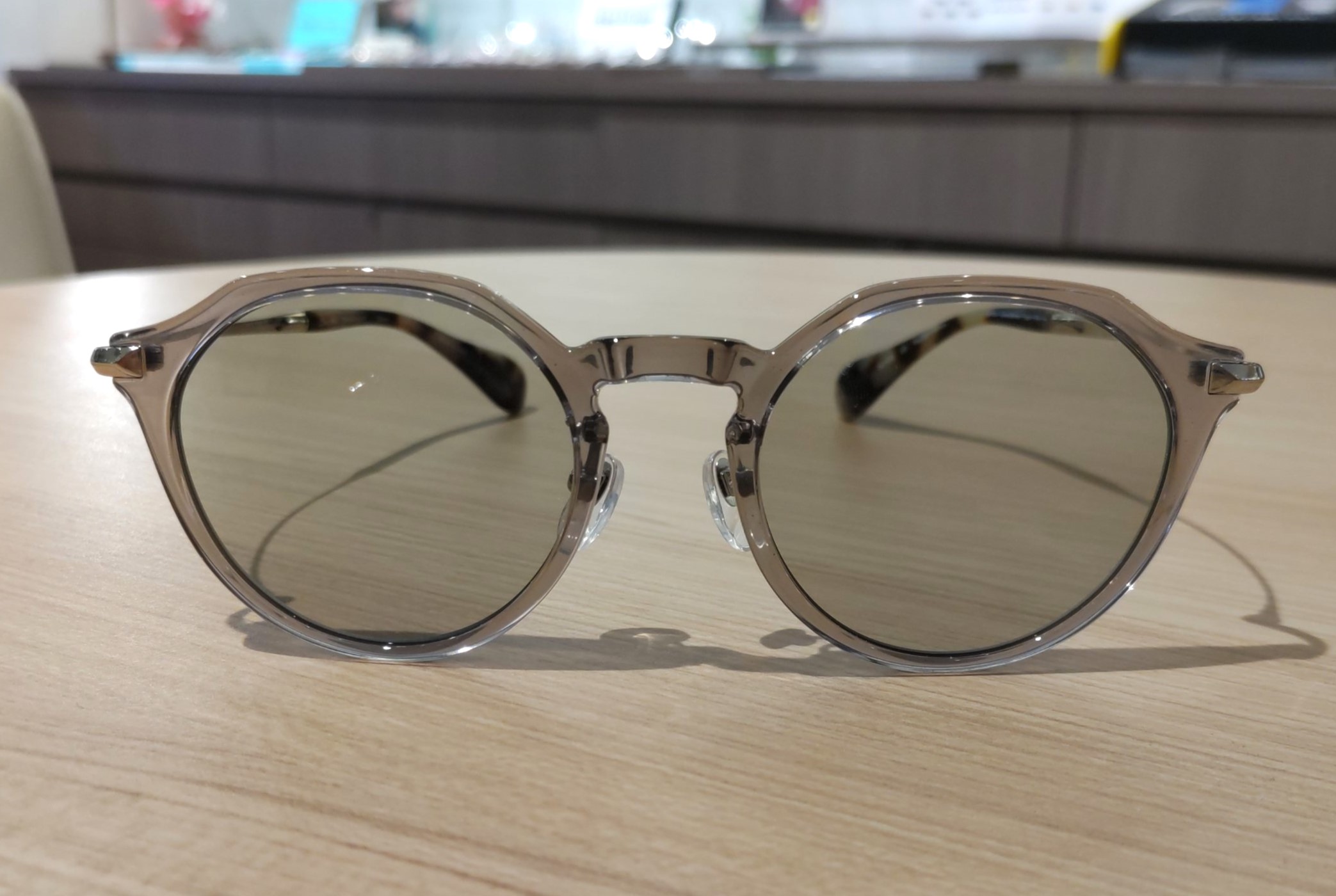 LineArt サングラス