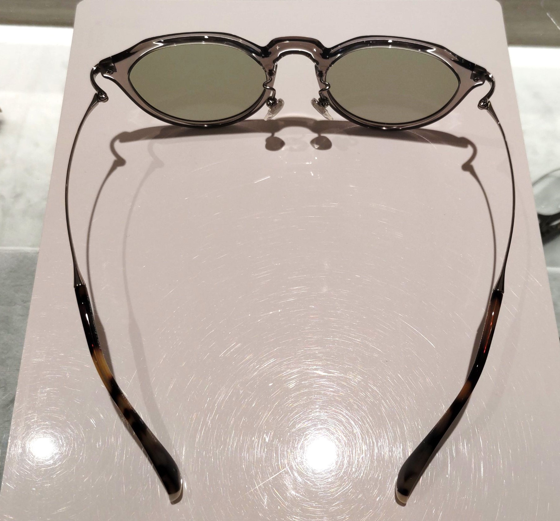 日本製 サングラス