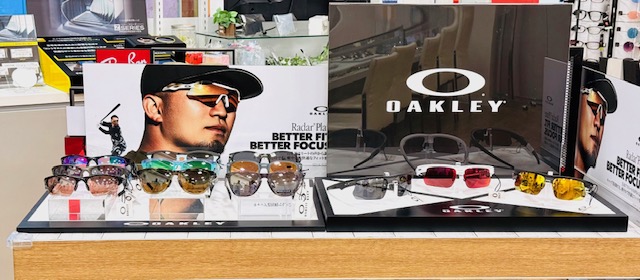 OAKLEY サングラス